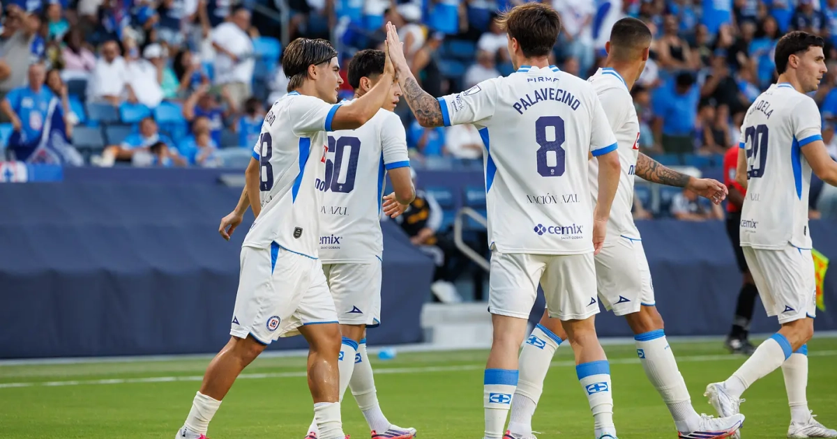 Los lesionados y suspendidos de Cruz Azul | Liza Rosales/ISI Photos/GettyImages