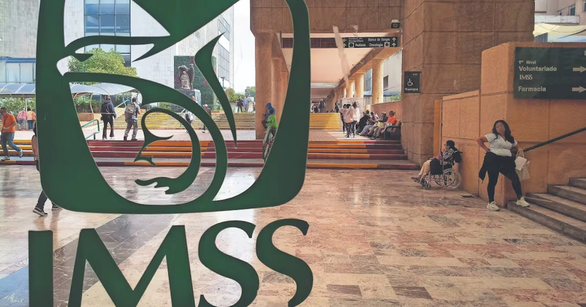 El IMSS tiene prevista la entrega de un monto para reconocer a médicos, personal de enfermería, entre otros trabajadores. Foto: Luis Camacho/ EL UNIVERSAL