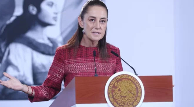 «No hemos estado de brazos cruzados»; Sheinbaum rechaza crisis de salud en México ante marcha de trabajadores del IMSS