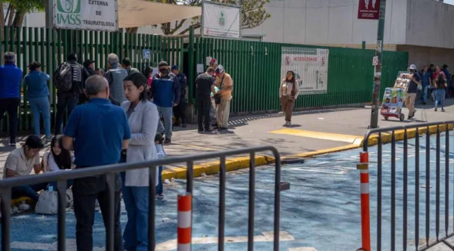 Trasladan a alumna de Hidalgo a CDMX por quemaduras tras incendiarse su vestido; presenta lesiones en el 40% de su cuerpo