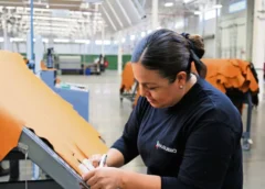 Analistas calculan que el ingreso promedio de las personas ocupadas fue de 13 mil 128 pesos en septiembre, un incremento de 5.2% comparado con el mismo mes de 2025, al restar la inflación. Foto: Archivo EL UNIVERSAL