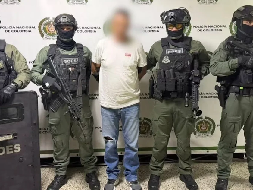 El sujeto quedó a disposición de las autoridades internacionales que se encargarán de su judicialización - crédito Policía Nacional