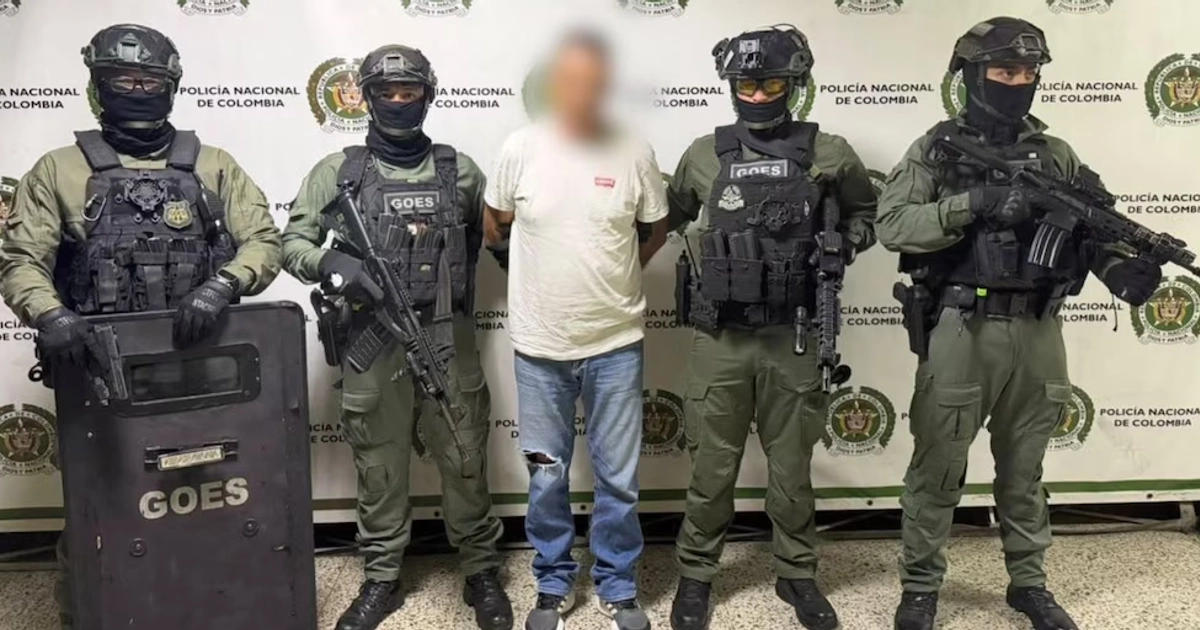 El sujeto quedó a disposición de las autoridades internacionales que se encargarán de su judicialización - crédito Policía Nacional
