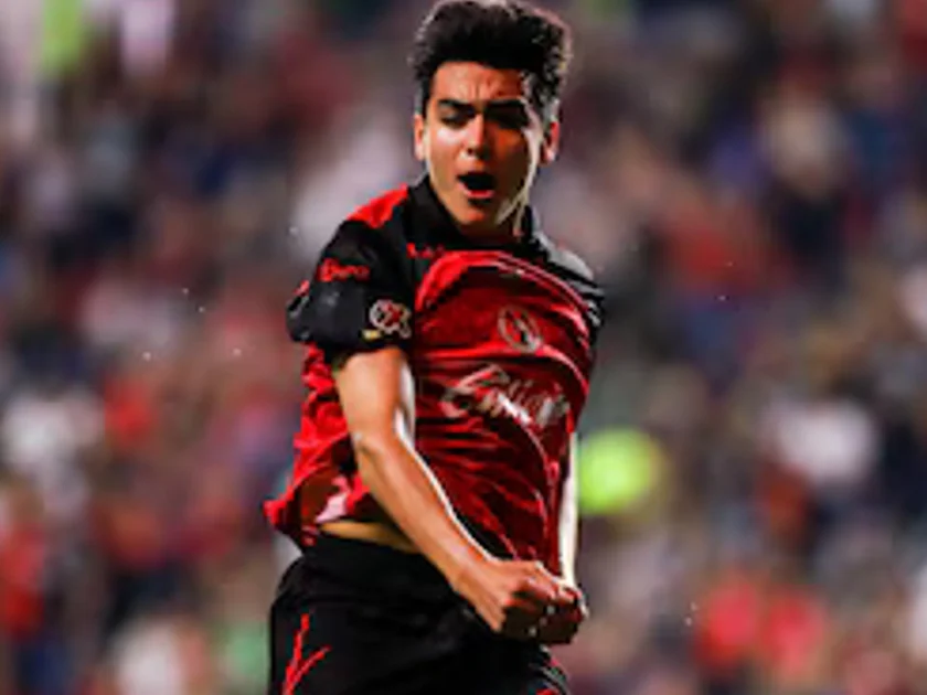 Gilberto Mora celebra el gol de Tijuana (Imagen Ilustrativa Infobae)