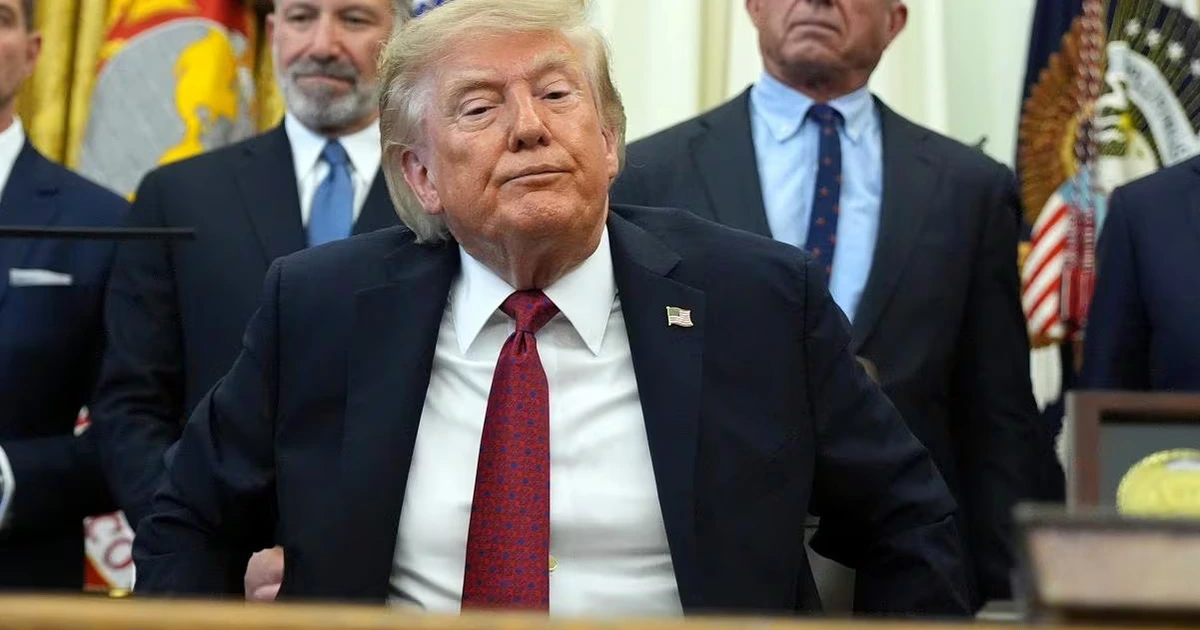 Trump definirá "muy pronto" el rumbo de la guerra con Irán: advierte que será "por las buenas o por las malas"