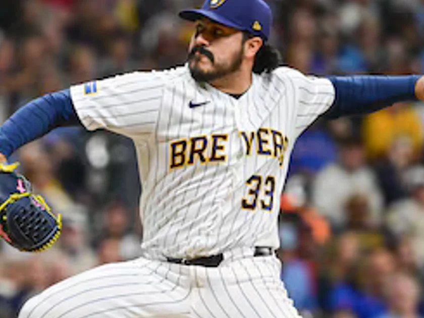 Milwaukee se impuso a Los Ángeles en el segundo juego de la serie y tomó ventaja de dos encuentros en la Serie de Campeonato de la Liga Nacional. (Benny Sieu-Imagn Images)