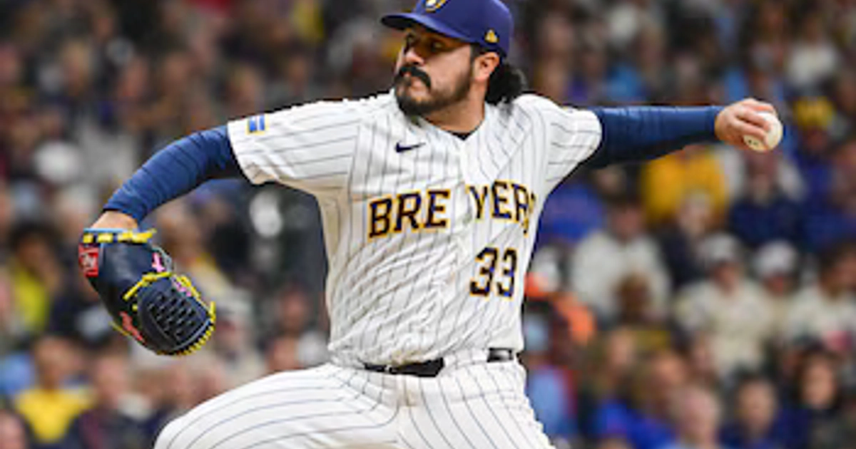 Milwaukee se impuso a Los Ángeles en el segundo juego de la serie y tomó ventaja de dos encuentros en la Serie de Campeonato de la Liga Nacional. (Benny Sieu-Imagn Images)