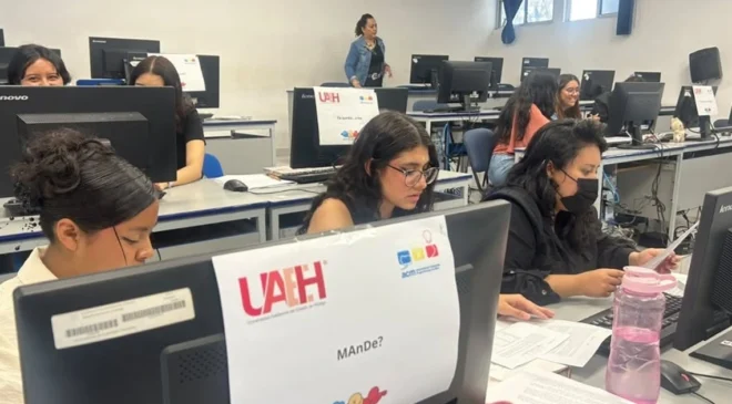 Conquistan Alumnas de la UAEH el Top 20 nacional de programación