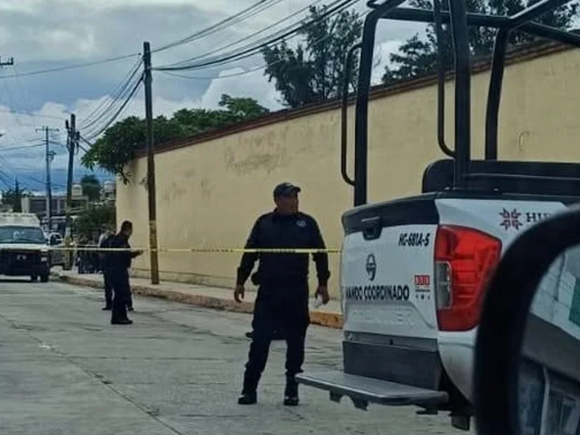 Balacera en pleno centro de Tlaxcoapan dejó a un hombre herido y los responsables huyeron