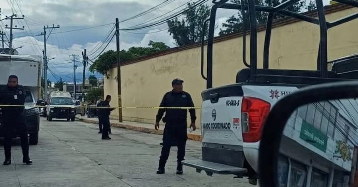 Balacera en pleno centro de Tlaxcoapan dejó a un hombre herido y los responsables huyeron