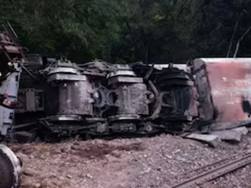 En Tonila, Jalisco, un tren de la empresa Ferromex se descarriló dejando dos elementos de la Guardia Nacional muertos. Crédito: N+