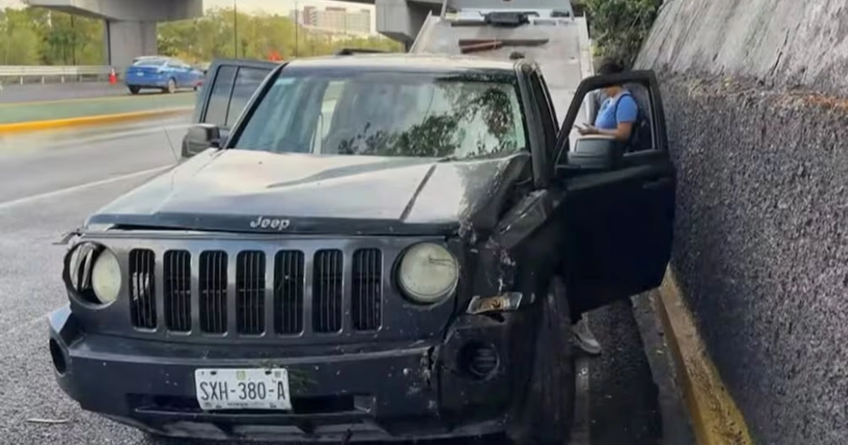 El momento del accidente quedó registrado por la cámara que era utilizada para la transmisión. Foto: Especial