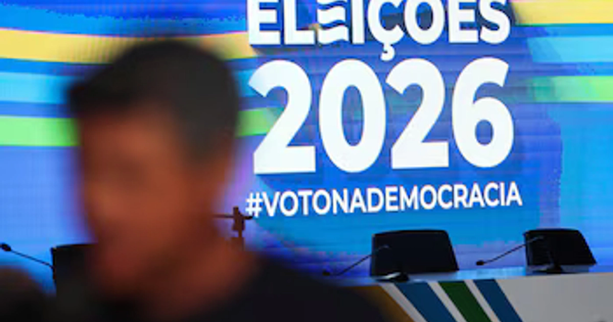 Se prepara el escenario para los anuncios del Tribunal Superior Electoral tras el cierre de las urnas el día de las elecciones generales de Brasil, en Brasilia, Brasil (REUTERS/Mateus Bonomi)