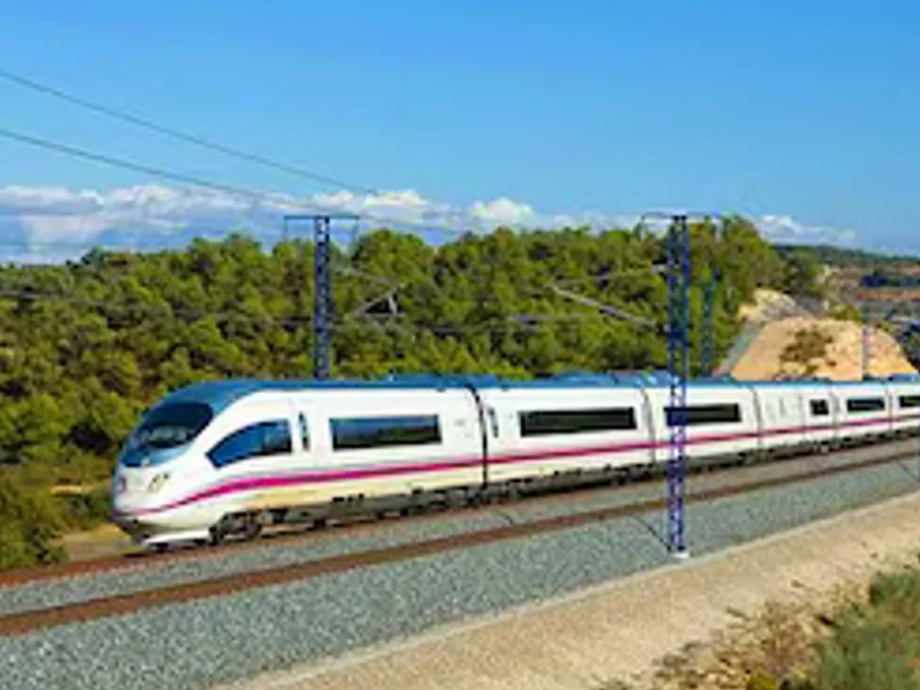 Tren México-Querétaro