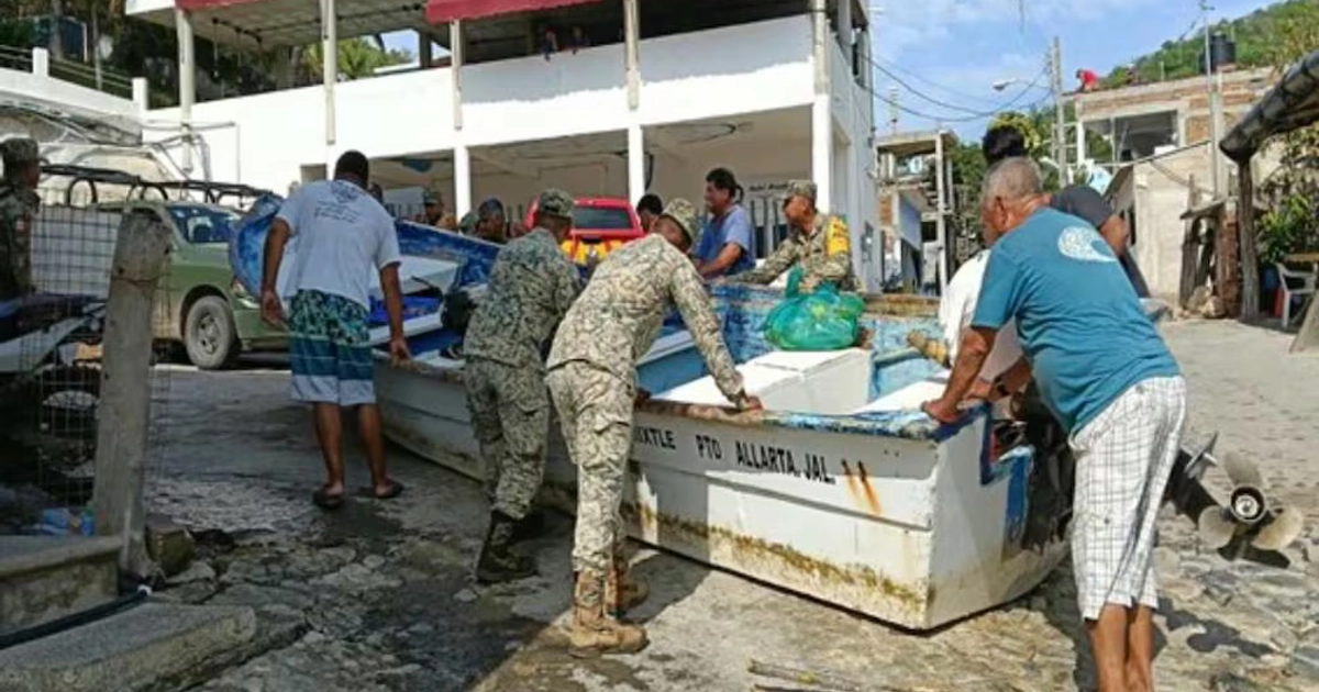 Dos mil 895 elementos de la Guardia Nacional (GN), del Ejército mexicano, y de la Fuerza Aérea mantienen activo el Plan DN-III-E en Colima, Jalisco y Nayarit por el Huracán Simón. Foto: Secretaría de la Defensa Nacional (Defensa).