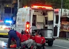 Por salvar a un perrito de la calle, termina trágicamente atropellada