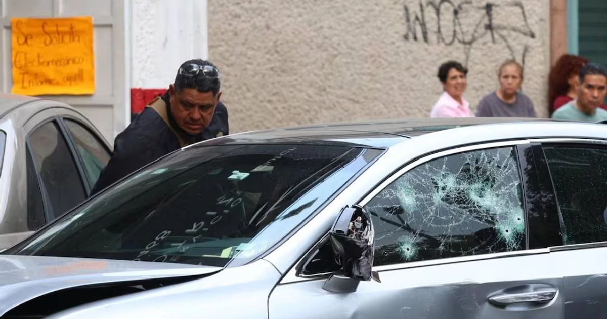 La policía capitalina informó que uno de los heridos era de nacionalidad china. 15/10/2026. | Foto: Valente Rosas/El Universal.