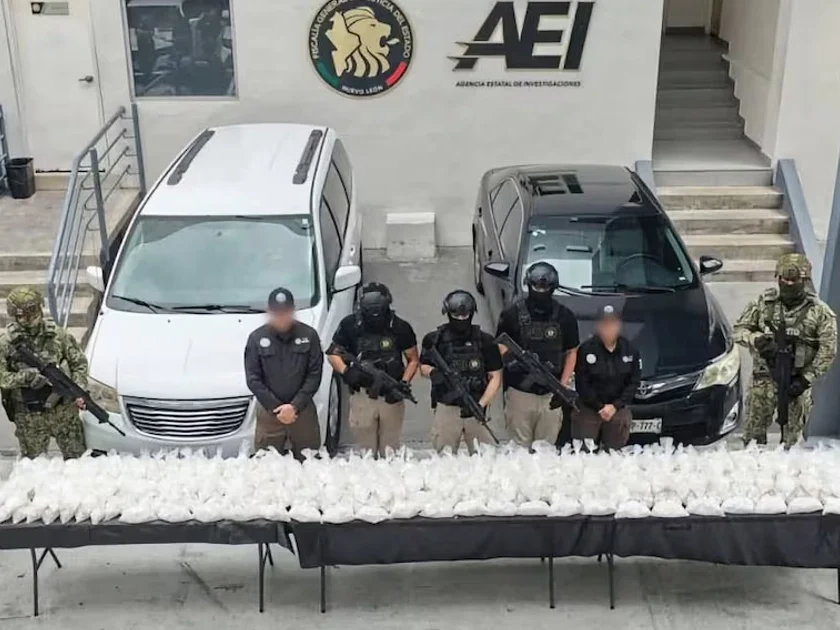 Decomisan 135 kilos de metanfetamina en Santa Catarina, Nuevo León. (12/10/26) Foto: Especial.