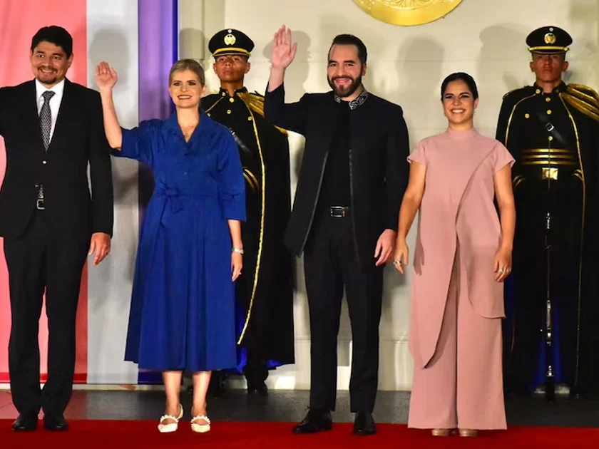 Los presidentes Nayib Bukele y Laura Fernández encabezaron una reunión de trabajo centrada en el intercambio de estrategias de seguridad y contención del crimen organizado.(Infobae Centroamérica/Emerson Del Cid).