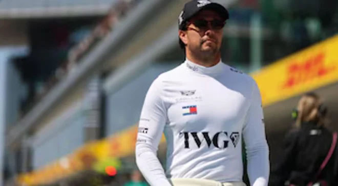 Checo Pérez toca fondo en Malasia: queda último en la clasificación y anticipa una carrera muy complicada