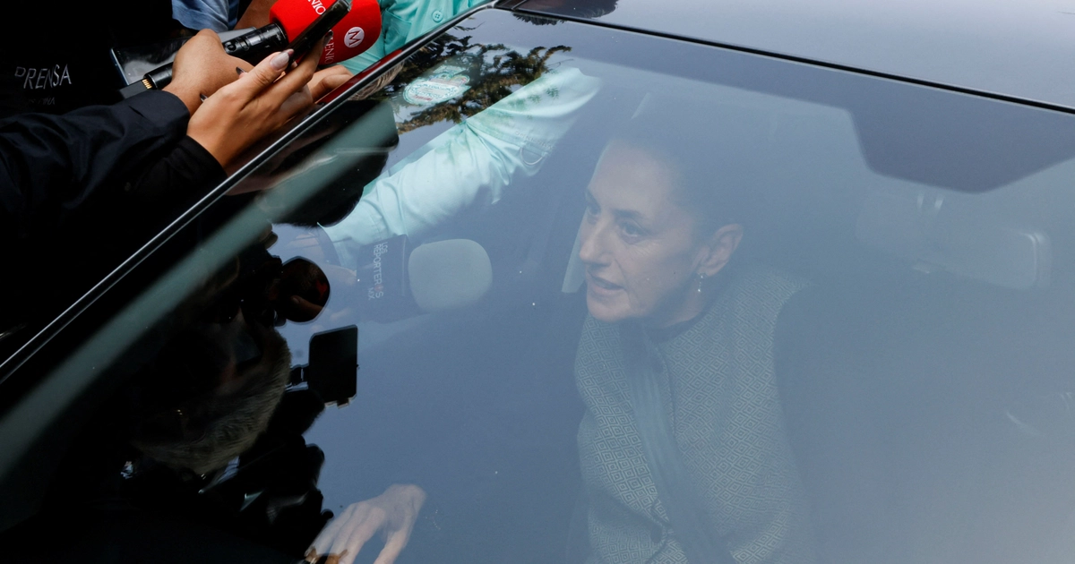 La presidenta de México, Claudia Sheinbaum, llega al Panteón Francés para el velorio de Cuauhtémoc Cárdenas. REUTERS/Luis Cortes