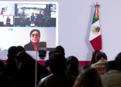 Presidenta Claudia Sheinbaum en enlace con Laura Velázquez Alzúa, coordinadora nacional de Protección Civil durante su conferencia de prensa este viernes 9 de octubre del 2026 desde Palacio Nacional. Foto: Captura de pantalla