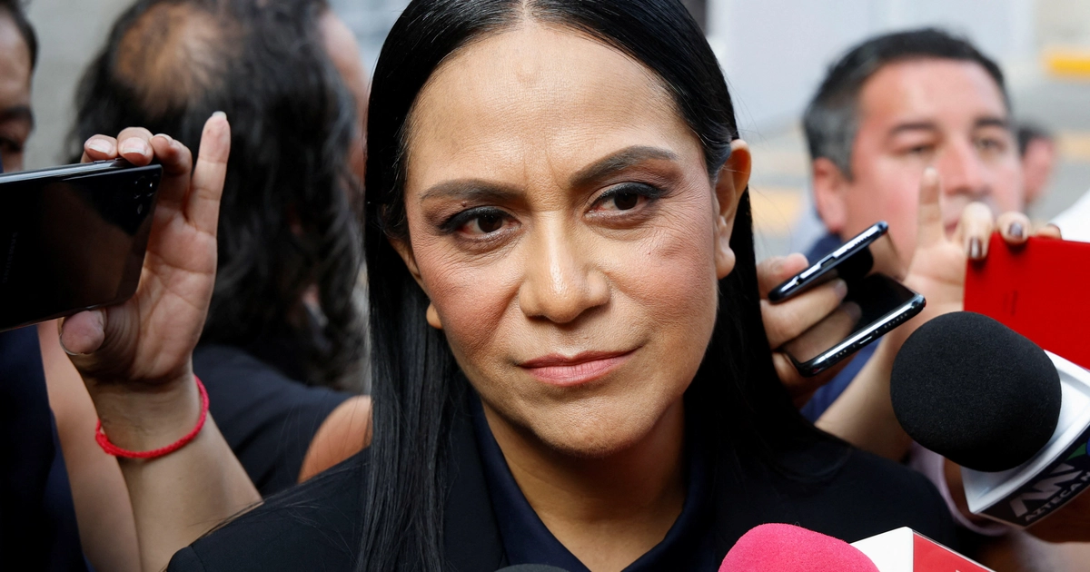 Ariadna Montiel en el funeral de Cuauhtémoc Cárdenas. REUTERS/Luis Cortes