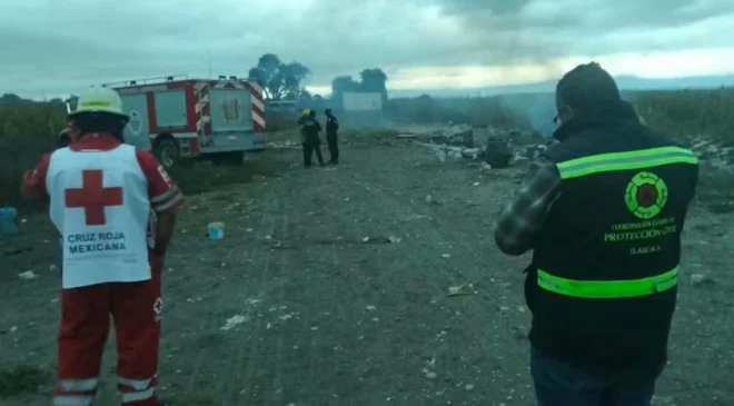Explosión en taller de pirotecnia en Zitlaltepec, Tlaxcala, deja un muerto; Ejército realiza revisa legalidad del polvorín