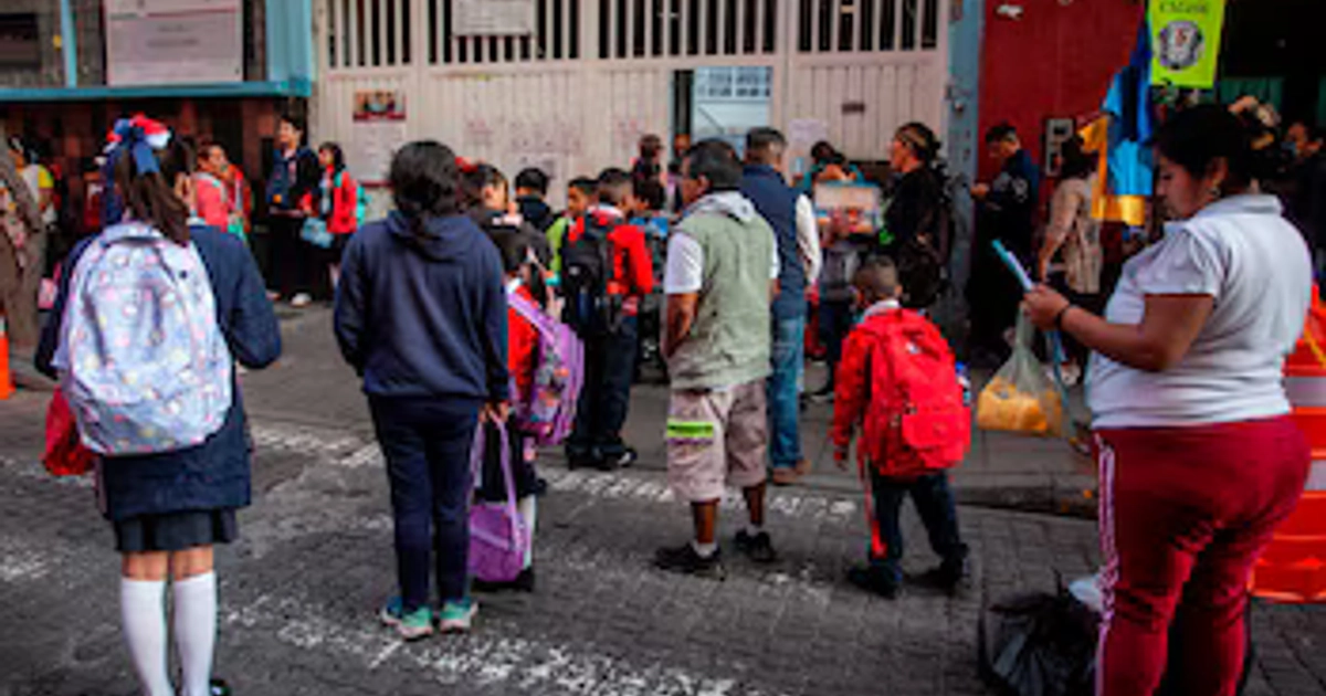 El calendario escolar 2026-2027 de la SEP aplica a las 32 entidades del país para educación preescolar, primaria y secundaria.