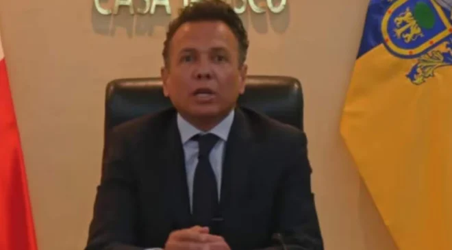 Tras críticas por represión y detenciones en protesta, gobernador de Jalisco admite exceso policial; actuación de agentes, bajo cuestionamiento
