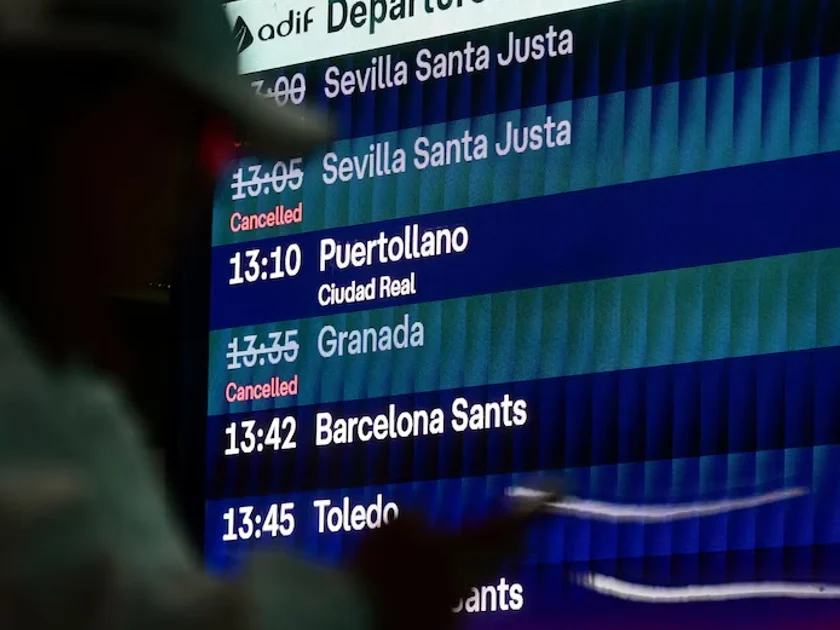 Viajes cancelados tras el accidente. (REUTERS/Juan Barbosa)