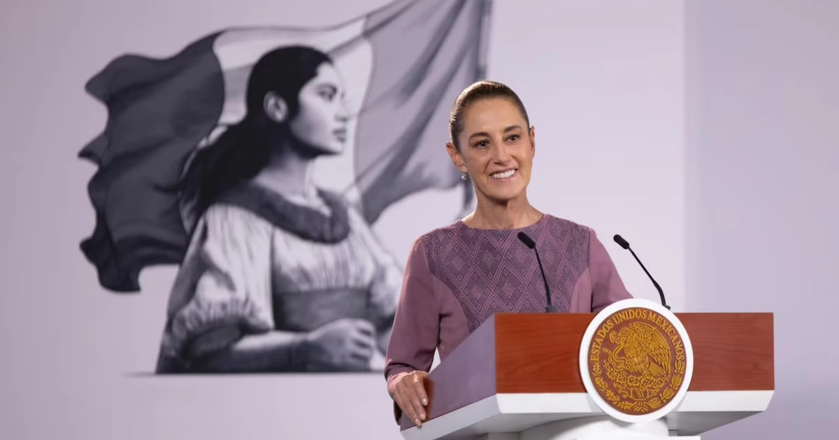 Claudia Sheinbaum durante la mañanera del pueblo en Palacio Nacional. (Presidencia)