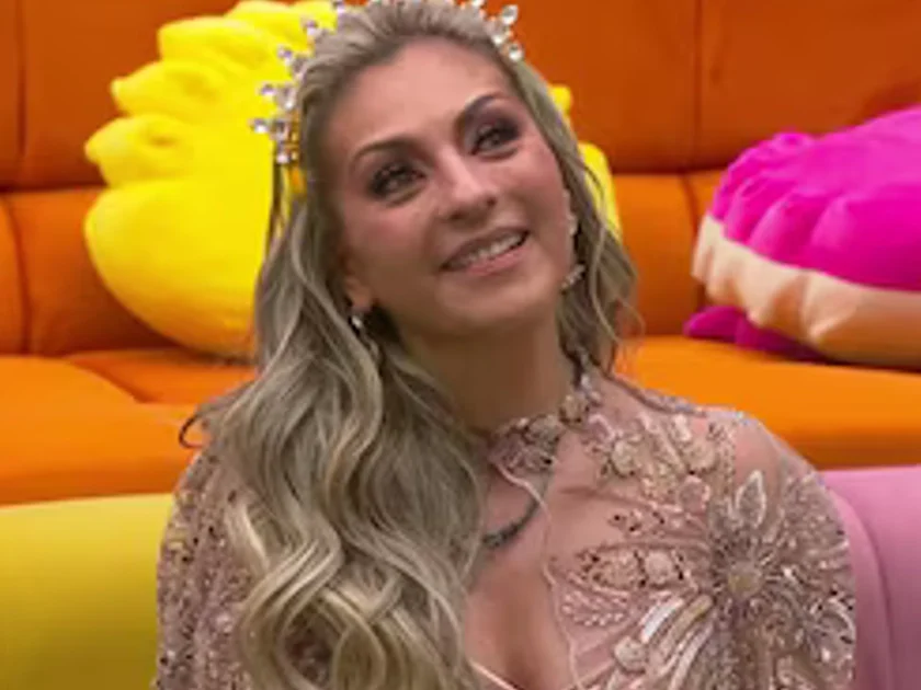 La exOV7 pasó de ser la primera eliminada a ganar la cuarta temporada del reality tras 71 días de competencia. (Captura de pantalla YouTube)