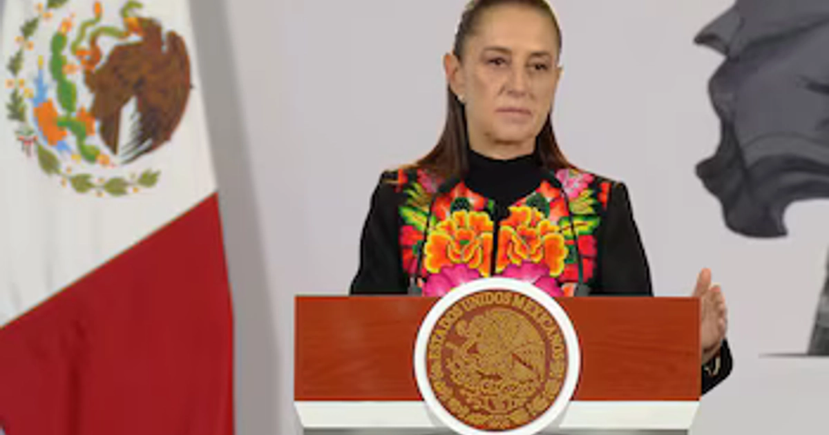 La presidenta Claudia Sheinbaum durante 'La Mañanera' de este lunes 26 de octubre. (Crédito: Presidencia | Captura de pantalla)