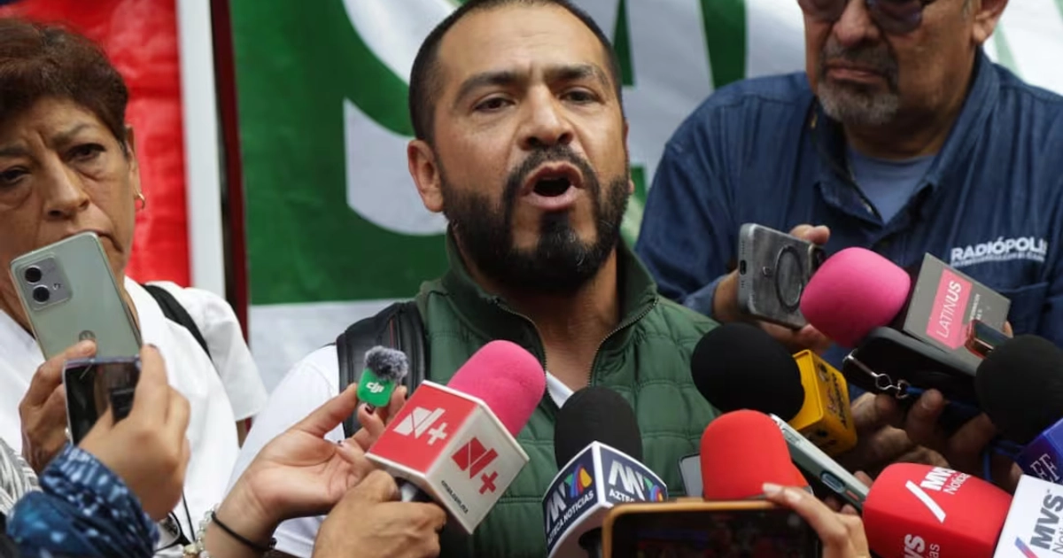 Trabajadores del IMSS acusan no haber sido convocados a la mesa de renegociación salarial y piden la destitución de Rafael Olivos (15/10/2026). Foto: Carlos Mejía/ EL UNIVERSAL