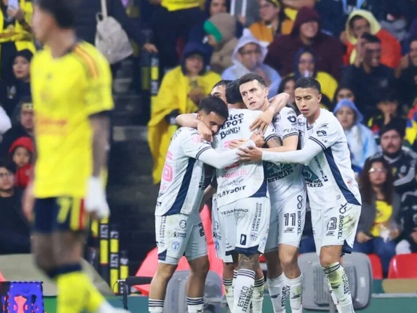 América cae ante los Tuzos en el Estadio Azteca | Reuters