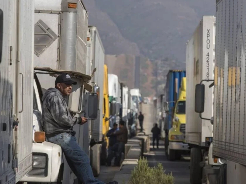 Transportistas realizan movilizaciones. Foto: Cuartoscuro