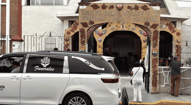 Dan el último adiós a Sofía, de 11 años, en Tultitlán