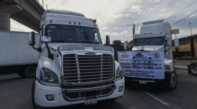 Segob llama a transportistas a evitar bloqueos y anuncian mesas de diálogo