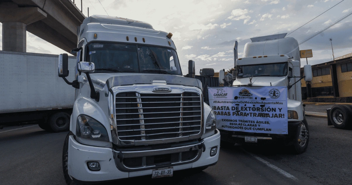 Segob llama a transportistas a evitar bloqueos y anuncian mesas de diálogo