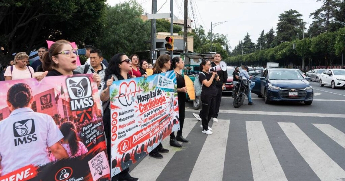 Trabajadores del IMSS saldrán a las calles de CDMX. Foto: Cuartoscuro / Archivo