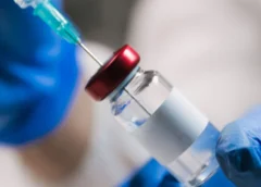 Cofepris pide no comprar el medicamento en comercios informales. Foto: Getty images
