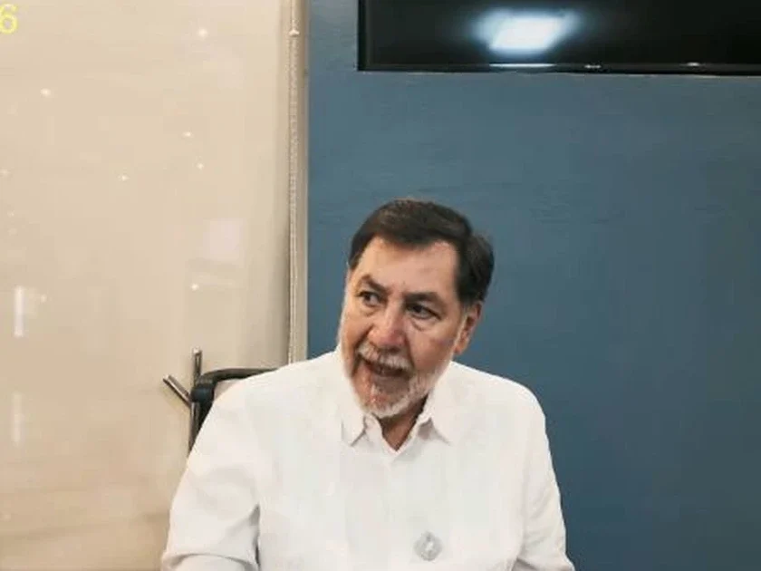 Noroña admite que la 4T “cometió un error” al llevar la austeridad al plano personal y defiende a Malú Mícher