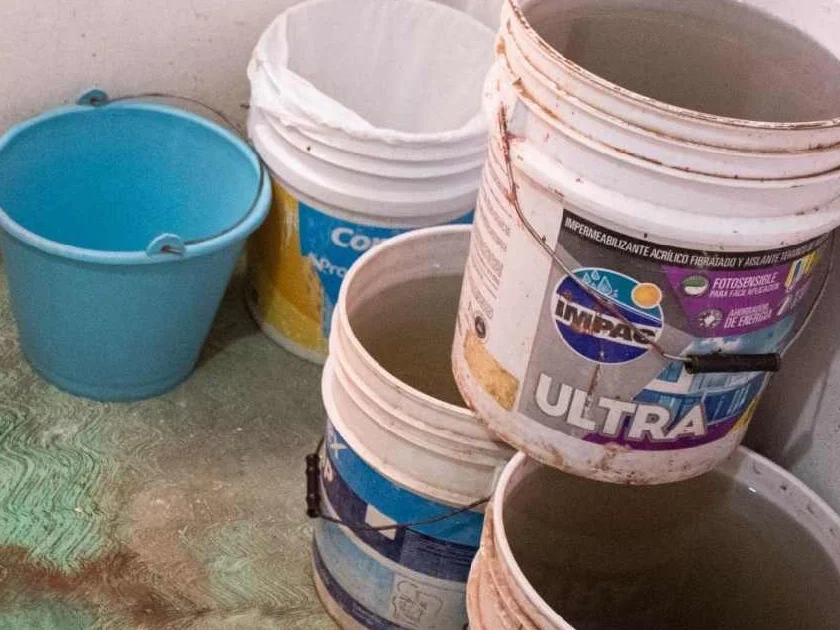 Detectan plomo en agua de Jalisco tras meses de reportes ciudadanos