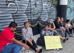 “Llevamos 15 días sin una gota”: vecinos bloquean avenidas de Guadalajara por falta de agua