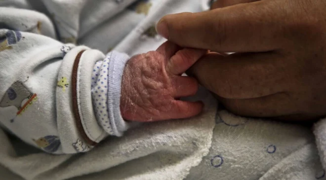 Salud e IMSS investigan infecciones en bebés en hospital de Guadalajara